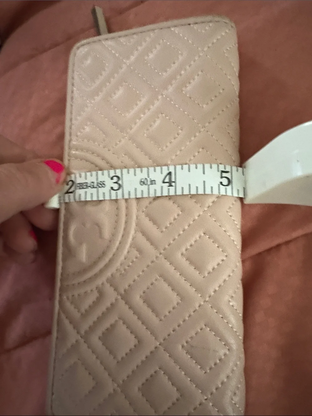 Tory Burch Quilted Zip-Around Wallet in Off-White